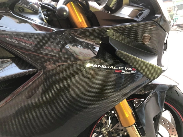 Ducati panigale v4 s độ chất lừ với dàn áo full carbon của biker việt - 7