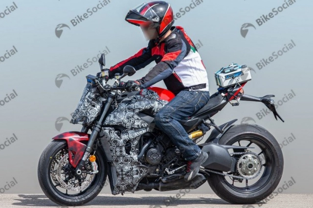 Ducati streetfighter v4 lộ diện phiên bản khác trên đường thử nghiệm - 1