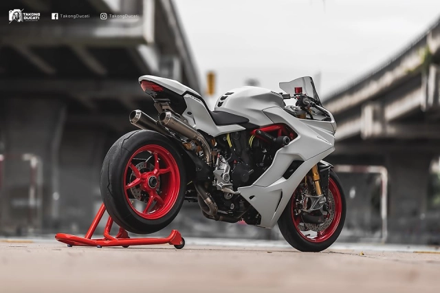 Ducati supersport s độ đầy mê hoặc với phong cách superbike - 17