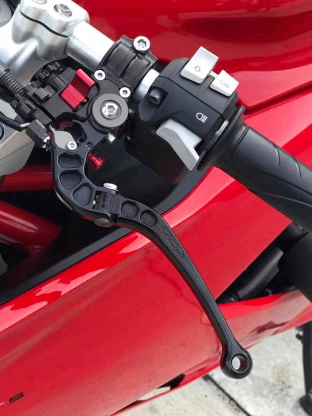Ducati supersport s độ hoàn thiện với dàn option hàng hiệu - 4