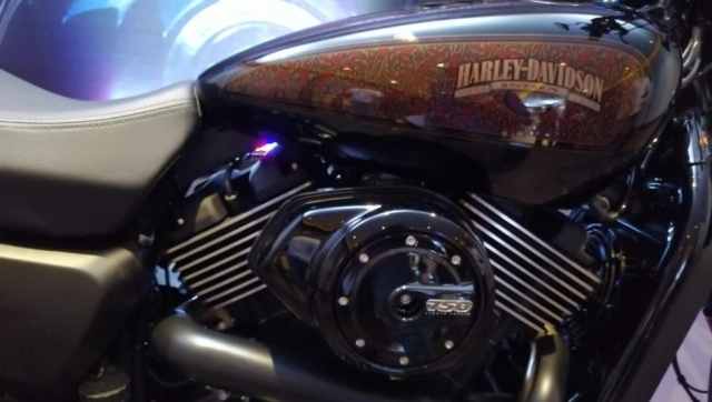 Harley-davidson street 750 phiên bản kỷ niệm 10 năm vừa ra mắt - 4