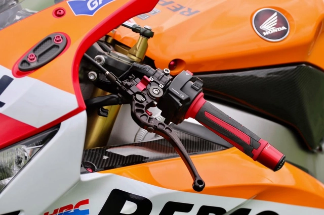 Honda cbr1000rr repsol độ ấn tượng với dàn chân vô đối - 9