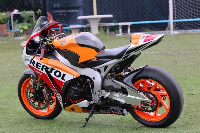 Honda cbr1000rr repsol độ ấn tượng với dàn chân vô đối - 19