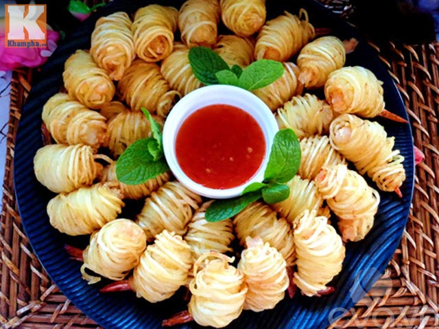 Lấy sợi miến cuốn vào tôm tưởng trò đùa 10 phút sau được món ngon không tưởng - 10