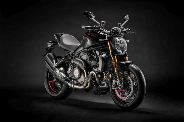 Ra mắt ducati monster 1200 s black on black hoàn toàn mới lạ - 4