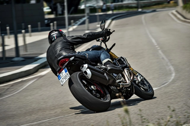 Ra mắt ducati monster 1200 s black on black hoàn toàn mới lạ - 19