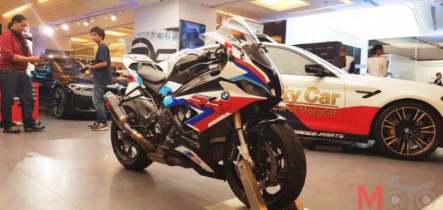 Soi chi tiết bmw s1000rr official bike motogp tại thái lan - 1