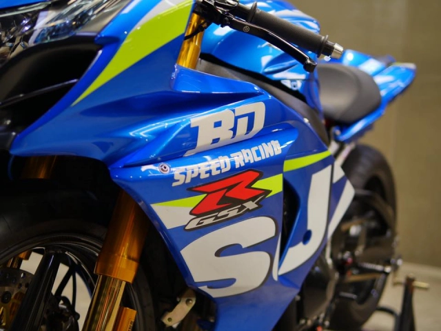 Suzuki gsx-r1000 độ ấn tượng với phong cách chạy track - 5