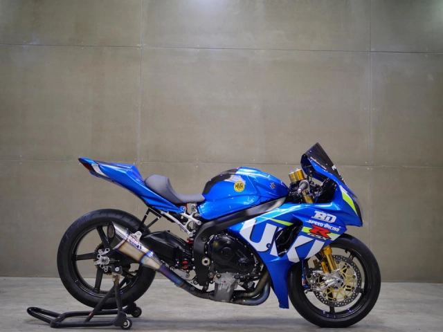 Suzuki gsx-r1000 độ ấn tượng với phong cách chạy track - 9