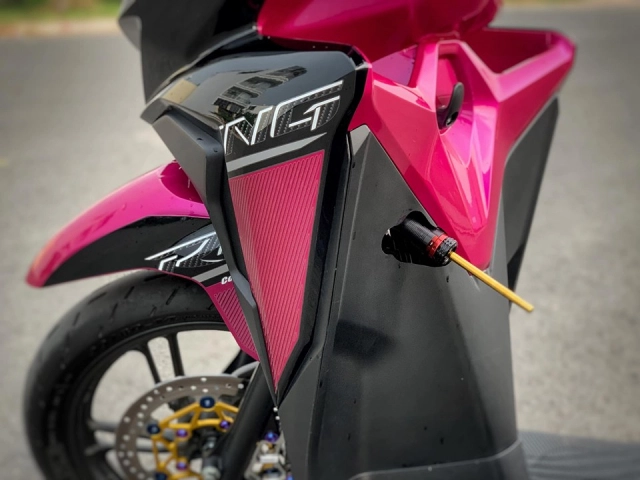 Vario 150 black-pink racing ấn tượng với dàn đồ chơi đẹp bá cháy - 7