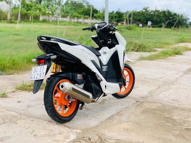 Vario 150 độ siêu khủng với loạt đồ chơi đến từ trời âu - 11