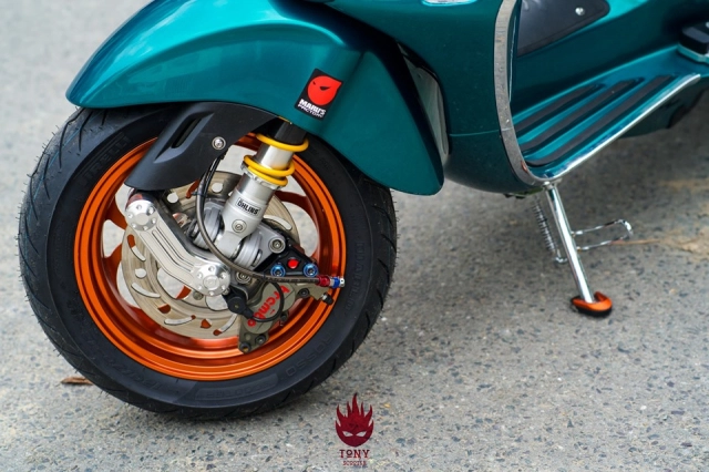 Vespa sprint độ thành siêu phẩm xuất hiện giữa lòng sài gòn - 4