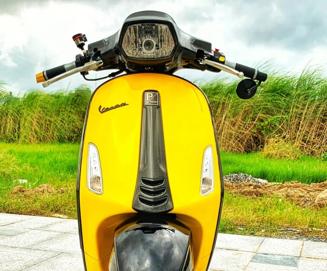 Vespa sprint yellow - black siêu phẩm từ lò của tay chơi xe ga có tiếng ở sài gòn - 4