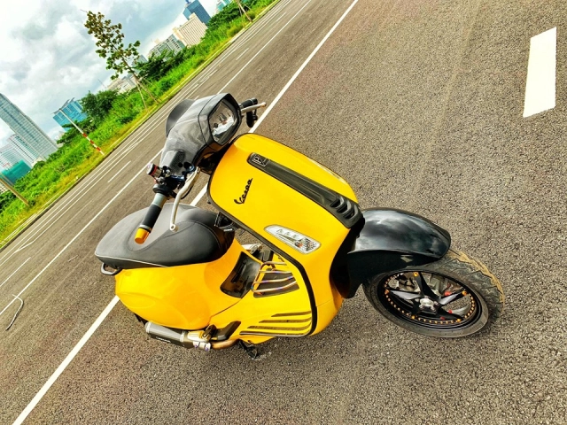 Vespa sprint yellow - black siêu phẩm từ lò của tay chơi xe ga có tiếng ở sài gòn - 5