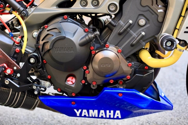 Yamaha mt-09 độ đầy chất chơi với dàn đồ chơi đỉnh khỏi chỉnh - 9