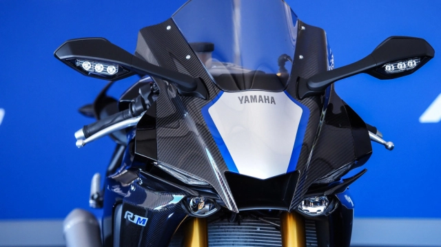 Yamaha r1 2020 hoàn toàn mới chính thức ra mắt tại laguna seca với giá hơn 400 triệu vnd - 1