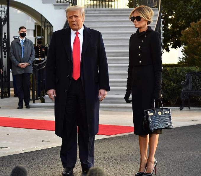 Bà trump lấy lại phong độ ăn diện hậu rời nhà trắng đập tan hình ảnh giản dị trước đó - 2