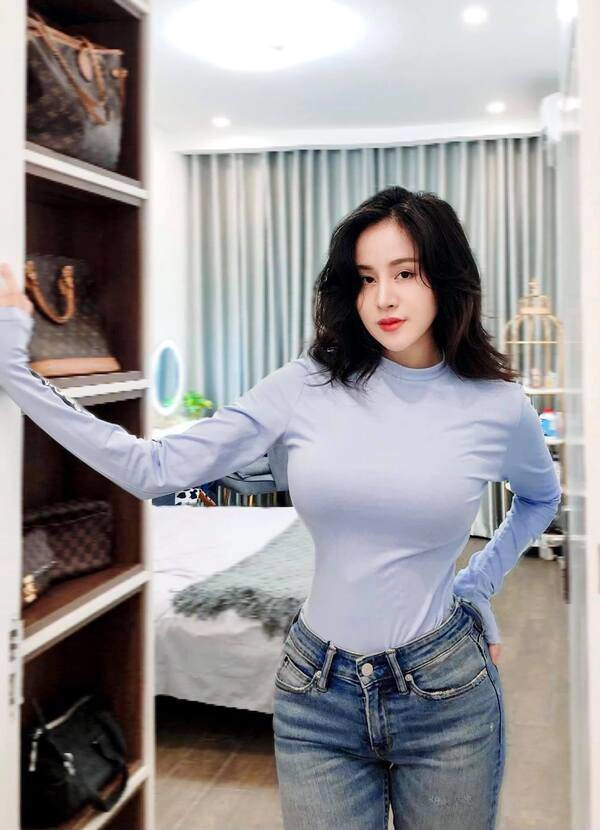 Bà tưng chứng minh chỉ cần có ba vòng phồn thực mặc áo kín như bưng vẫn thừa sexy - 8
