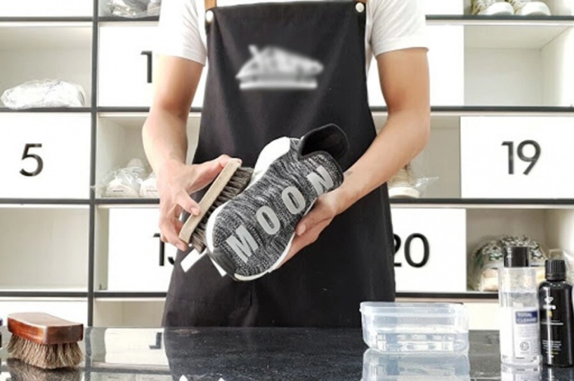 Bí ẩn đôi hài cinderella đắt đỏ ai cũng thi nhau xỏ người lên hương người đau đớn tháo bỏ - 17