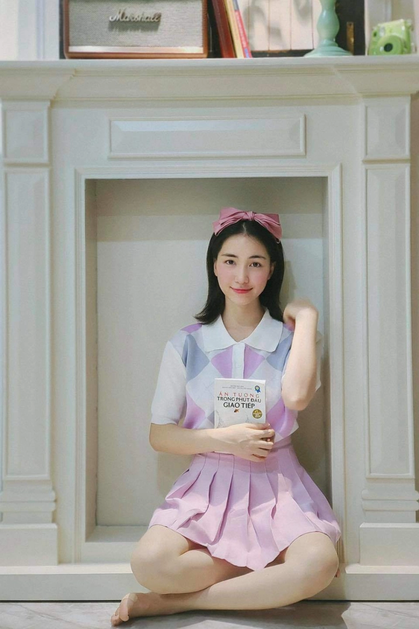 bóc chiêu hack tuổi của hoà minzy từ mẹ thành chị gái của con với 1 item - 3