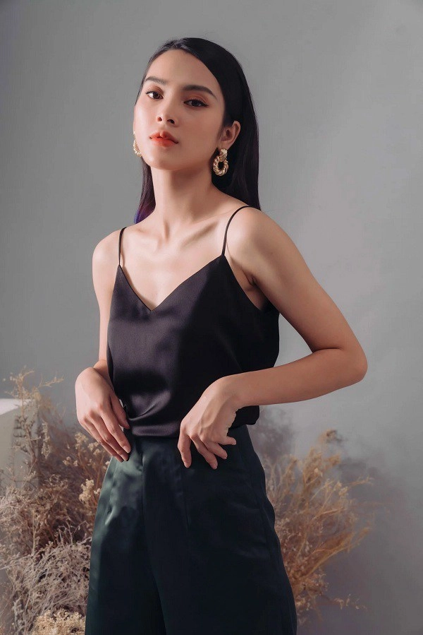 Chẳng cần mua đồ đắt tiền 4 kiểu áo này đủ sang chảnh hoá phong cách của chị em - 1