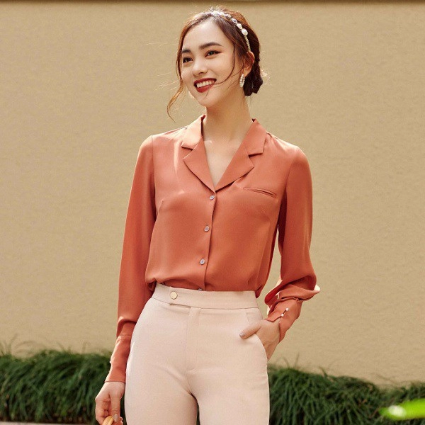 Chẳng cần mua đồ đắt tiền 4 kiểu áo này đủ sang chảnh hoá phong cách của chị em - 13