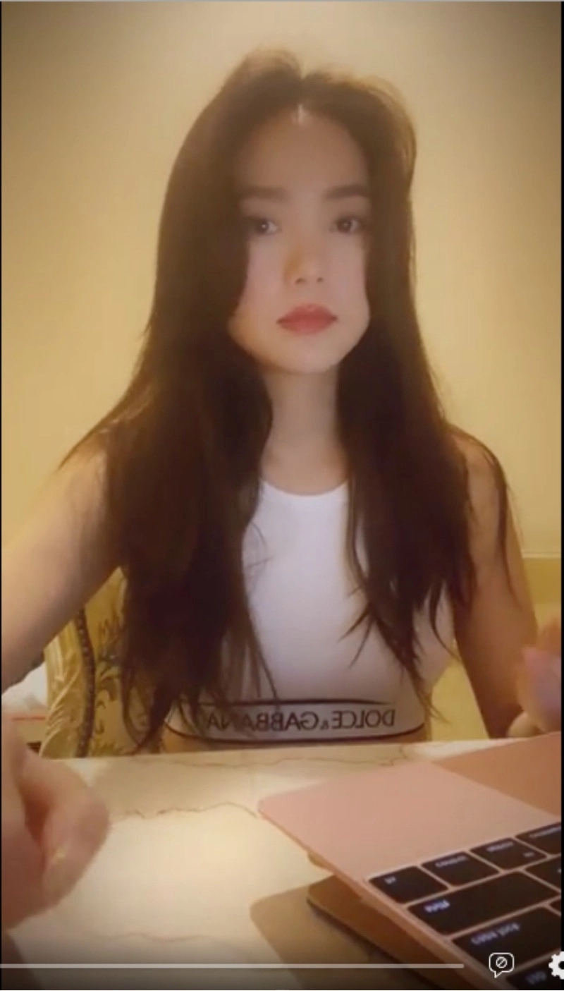 Chị em cấu xé trên phim chưa đủ ngoài đời minh hằng còn đụng bảo anh nội y đắt đỏ - 11