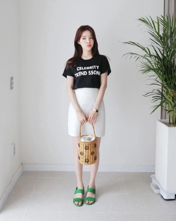 Chỉ mất hơn trăm nghìn mua một chiếc chân váy trắng nàng tha hồ phối nhiều set đồ sang xịn - 4