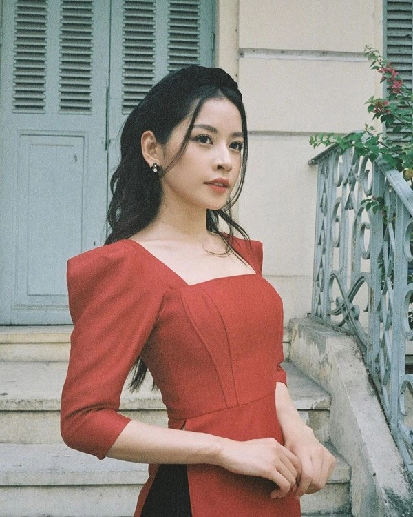 Chiếc áo dài lạ kỳ ai diện vào đều một bước đăng quang hoa hậu - 23