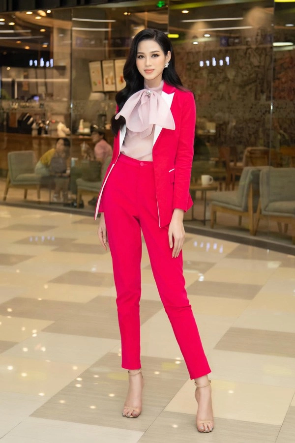Chưa đi thi đỗ thị hà đã được kỳ vọng giành vương miện hoa hậu thế giới - 20