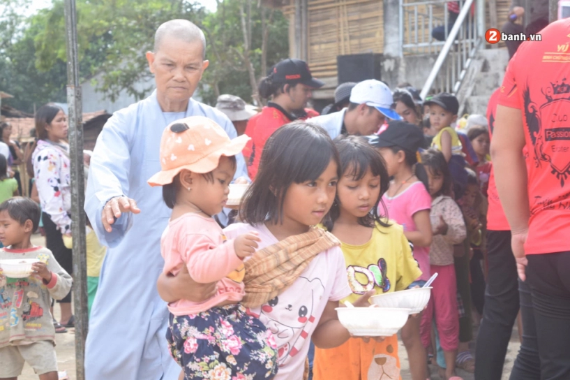 Clb exciter passion trao nhà tình thương cho hộ nghèo tại tỉnh kon tum - 10