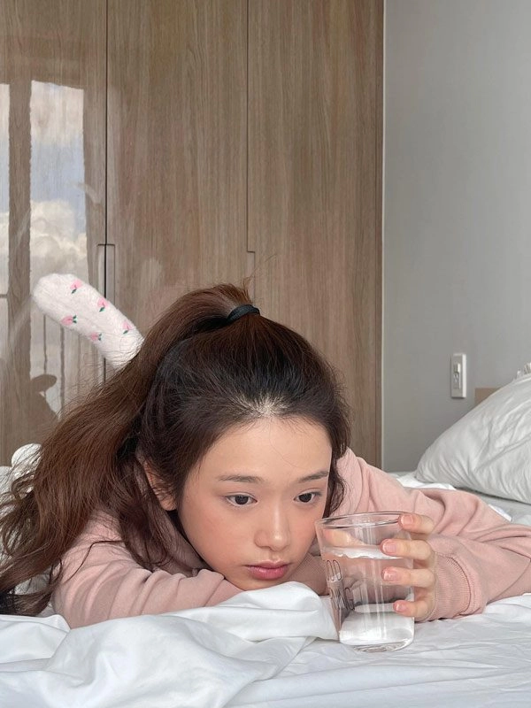 Có một hot girl dù ở nhà vẫn không ngừng mặc đẹp mỗi ngày - 5