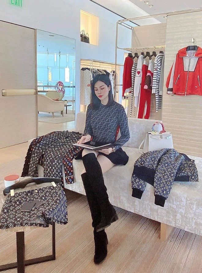 Con dâu nhà tỷ phú khoe chiến tích shopping chốt đơn theo lô mua toàn món trăm triệu - 13