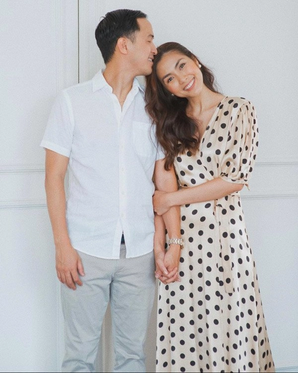 Con gái tăng thanh hà quấn giấy làm váy siêu đáng yêu - 3