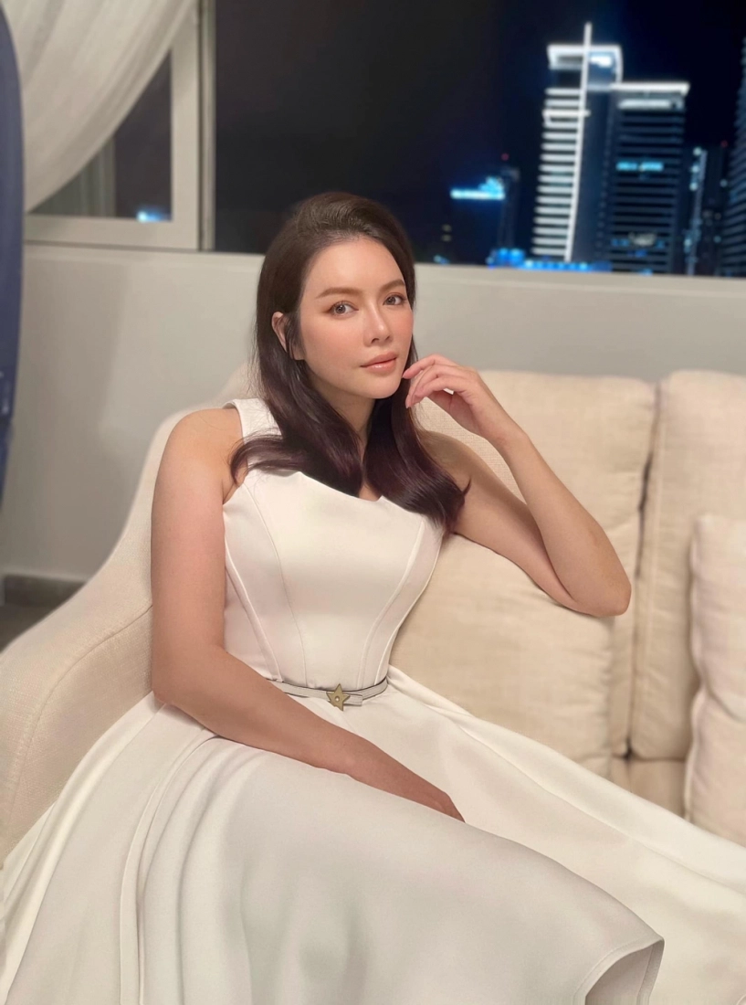 Cũng chiếc đầm bèo nhún lý nhã kỳ chinh phục ngon ơ tình địch năm xưa bị chê lên xuống - 10