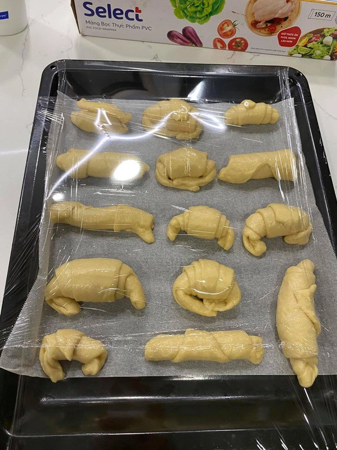 Cùng làm một loại bánh tiến đạt và vợ lam trường than trời vì ra hình thù nhạy cảm - 6