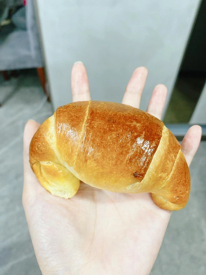 Cùng làm một loại bánh tiến đạt và vợ lam trường than trời vì ra hình thù nhạy cảm - 7