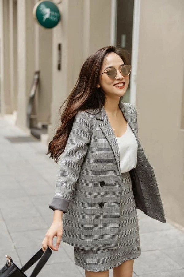 Để style đi làm bớt cứng nhắc nàng lưu ngay những công thức phối đồ họa tiết đẹp hết ý - 2