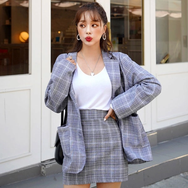 Để style đi làm bớt cứng nhắc nàng lưu ngay những công thức phối đồ họa tiết đẹp hết ý - 3