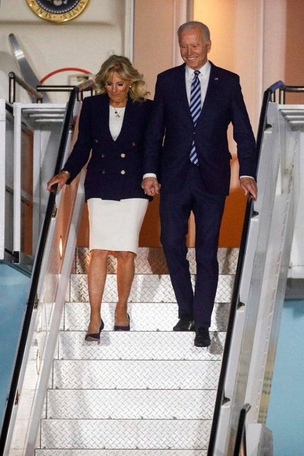 Đến thăm anh vợ tổng thống mỹ kết thân váy đầm trẻ trung có bộ nổi không kém kate middleton - 1