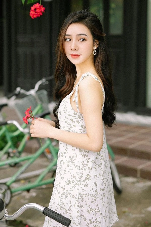 Đi hien máu tình nguyen quynh kool gây chú ý vì mac goi cam - 12