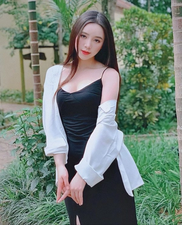 Đi hien máu tình nguyen quynh kool gây chú ý vì mac goi cam - 17