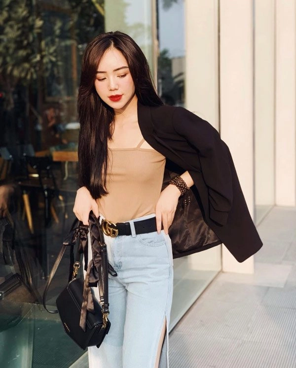 Đi hien máu tình nguyen quynh kool gây chú ý vì mac goi cam - 19