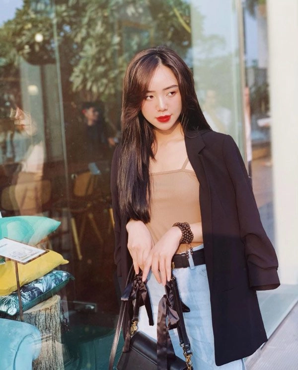 Đi hien máu tình nguyen quynh kool gây chú ý vì mac goi cam - 20
