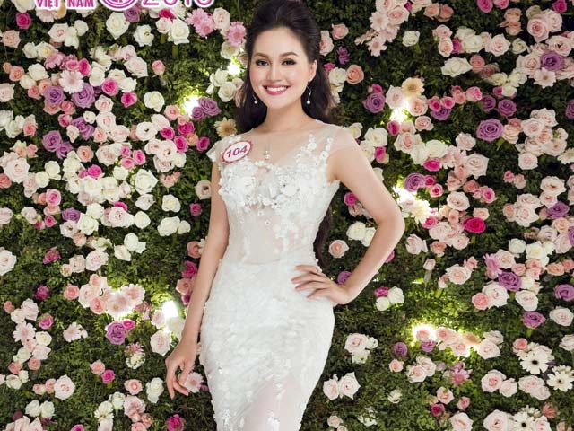 Diện bikini gợi cảm chơi bida đây là hoa hậu táo bạo nhất việt nam - 21