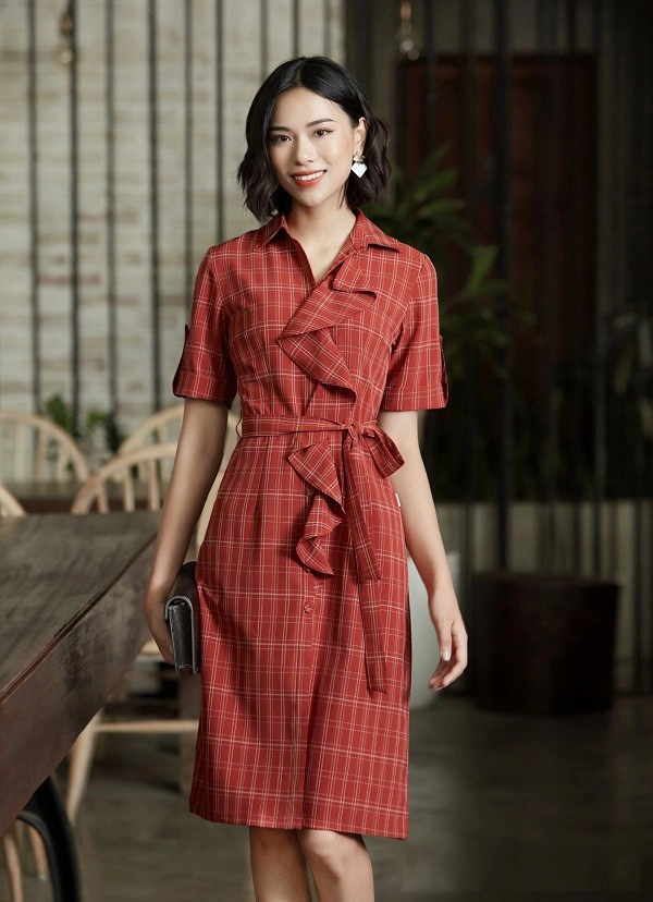 Diện đồ họa tiết đi làm mà cứ bị chê sến là do nàng chưa biết áp dụng bí quyết - 4