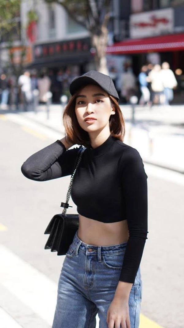 Diện đồ thể thao thôi đỗ mỹ linh có cần gợi cảm như vầy không - 22