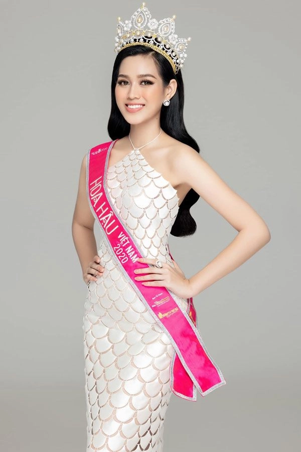 Đỗ thị hà bắn tiếng anh như gió không dùng phiên dịch tại miss world - 1