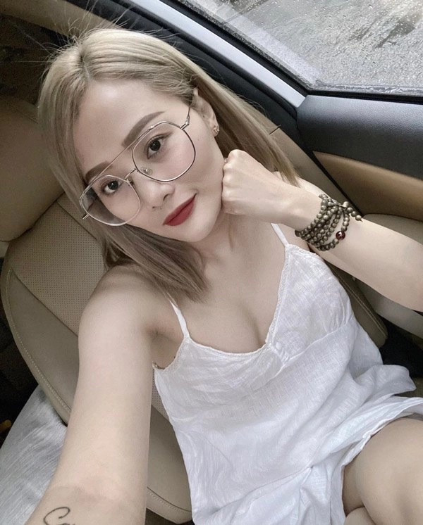 Em gái hoàng tử quang vinh xinh đẹp sành điệu có gu ăn mặc khác hẳn anh trai - 6