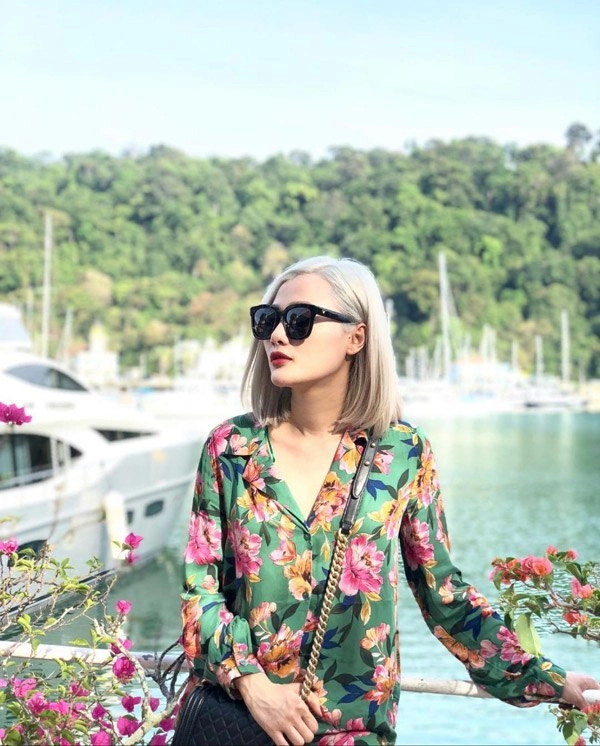 Em gái hoàng tử quang vinh xinh đẹp sành điệu có gu ăn mặc khác hẳn anh trai - 11